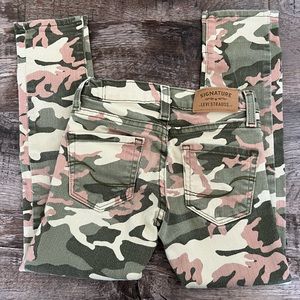 Levi Signature Girls Camo Jeans